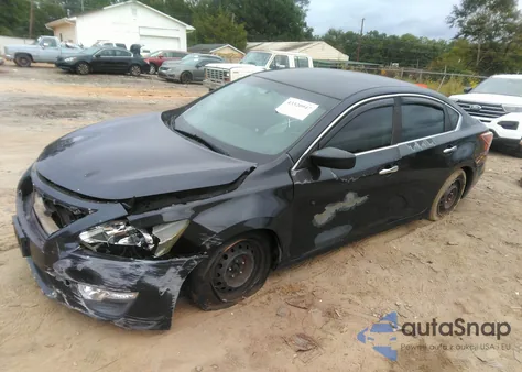 2013 Nissan Altima 2.5 S z USA, uszkodzony, nr VIN 1N4AL3AP1DN512079